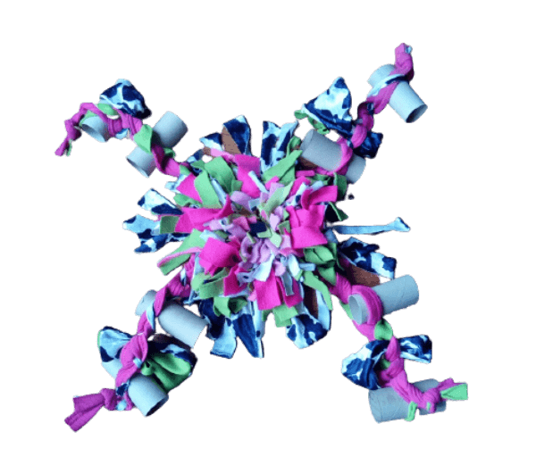 Snuffelmat roze-lichtgroen-wit/zwart met vlechtstrengen